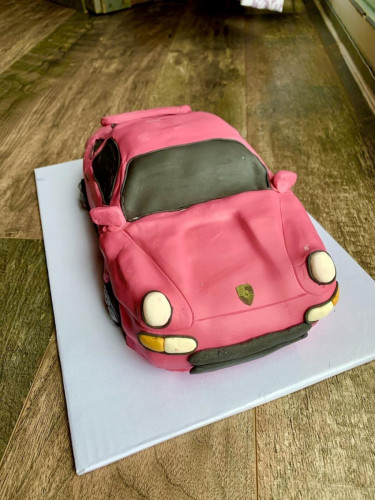 Sculpted-Cakes-10